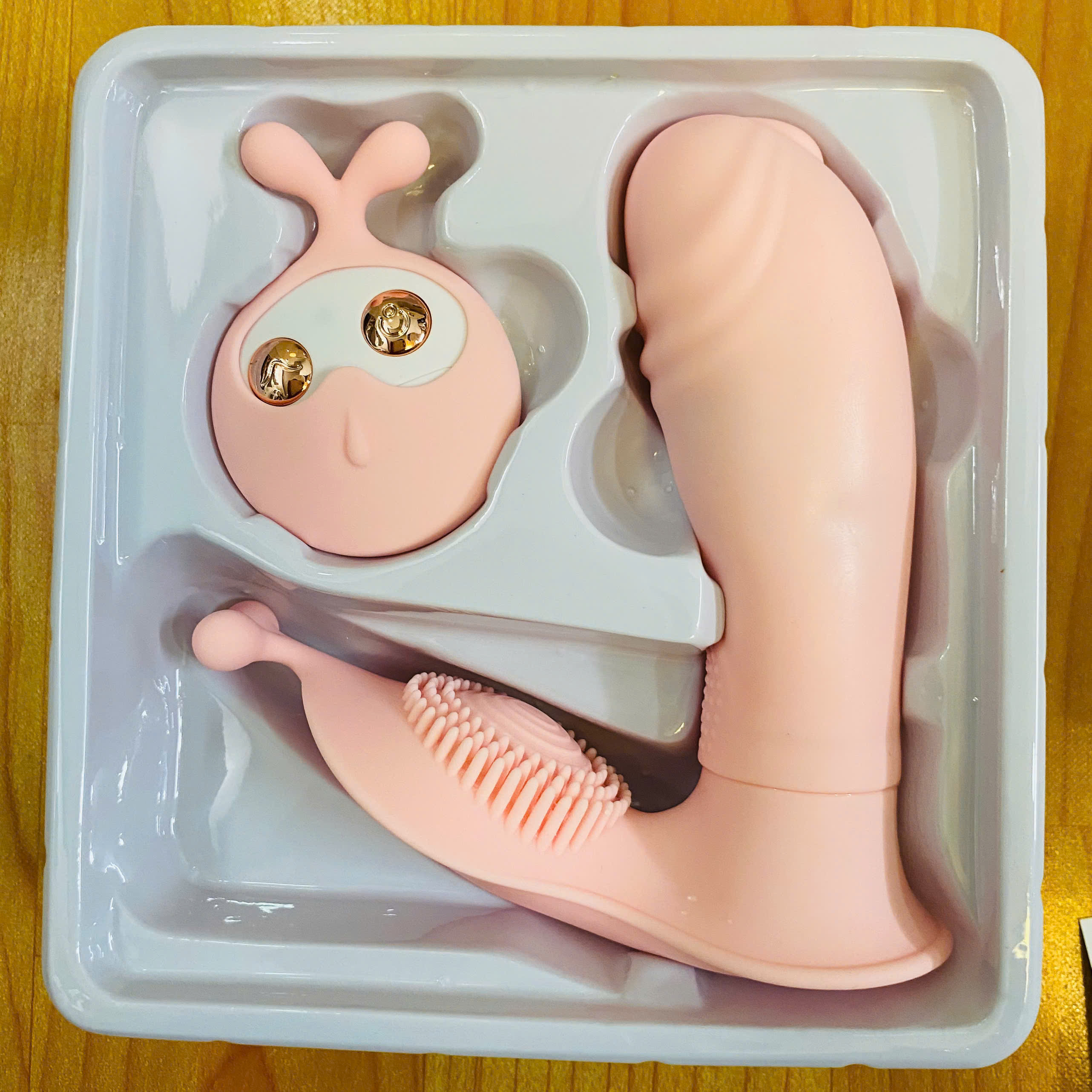 Trứng Rung Lilo Tai Thỏ Hình Dương Vật Điều Khiển Từ Xa