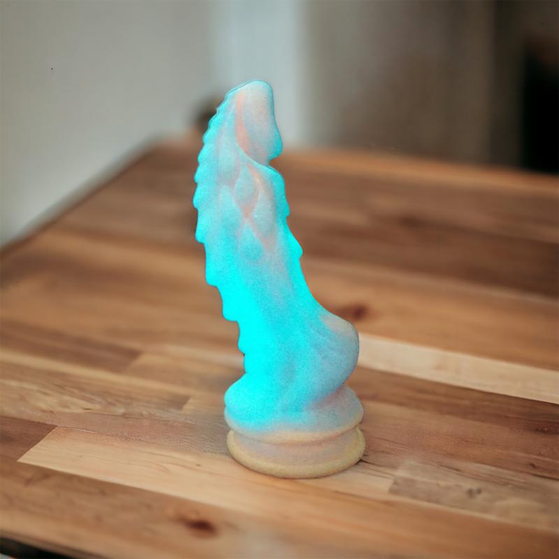 Dương Vật Giả Hình Rồng Phát Sáng Gắn Tường Màu Sắc Đẹp