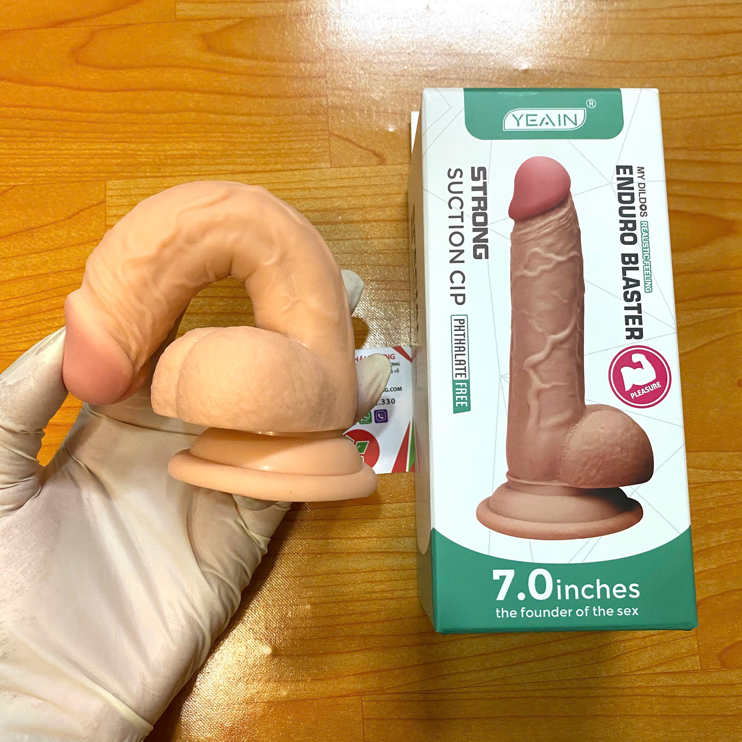 Sextoy dương vật giả hít tường Yeain 7.0 silicon mềm mịn có bìu