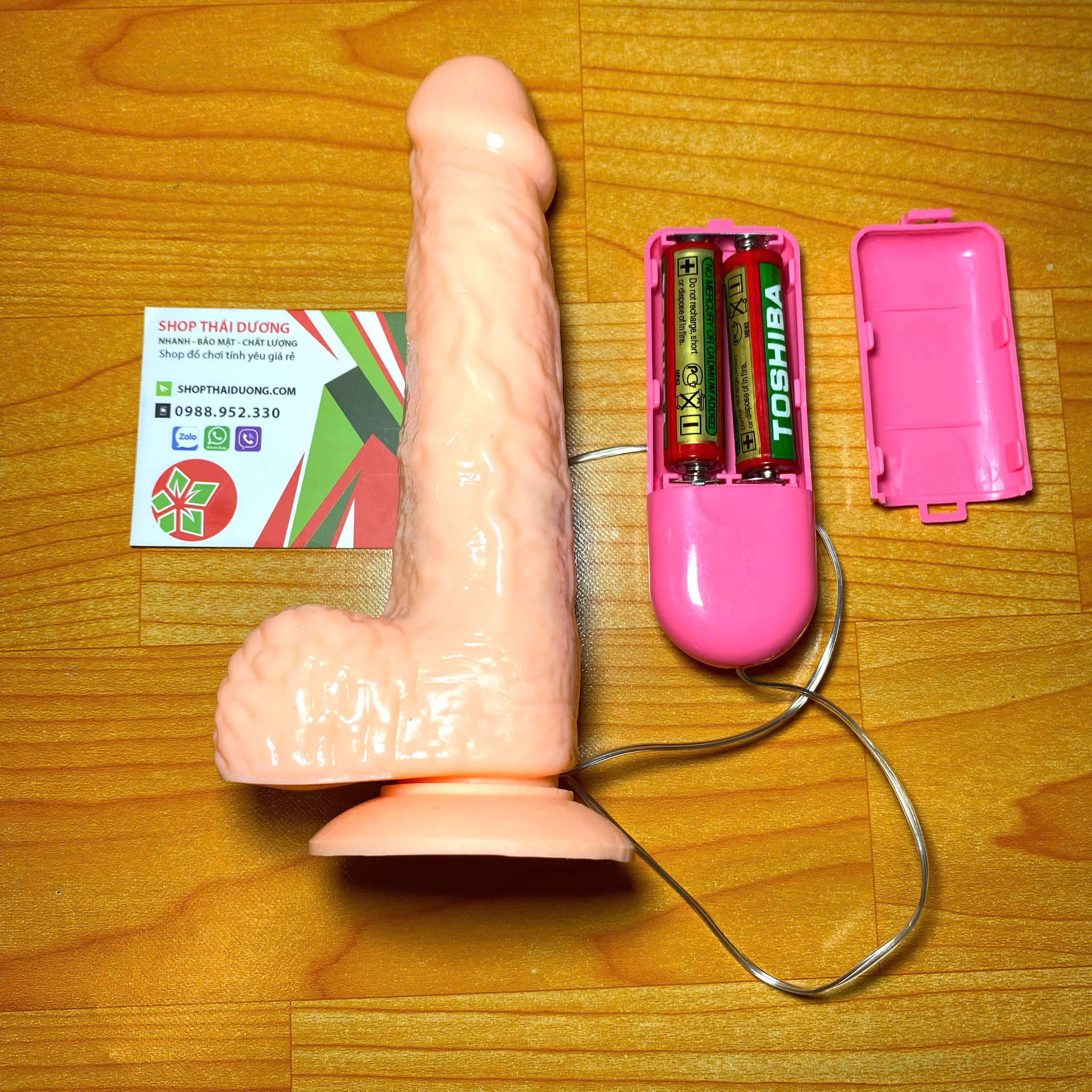 Dương Vật Giả Hít Tường Rung Ngoái Pin Silicon Y Tế Mềm