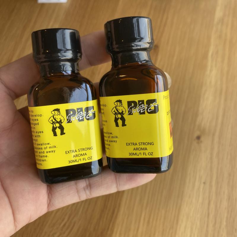 Chai hít popper Pig Sweat 30ml Mỹ tăng khoái cảm cho Top Bot