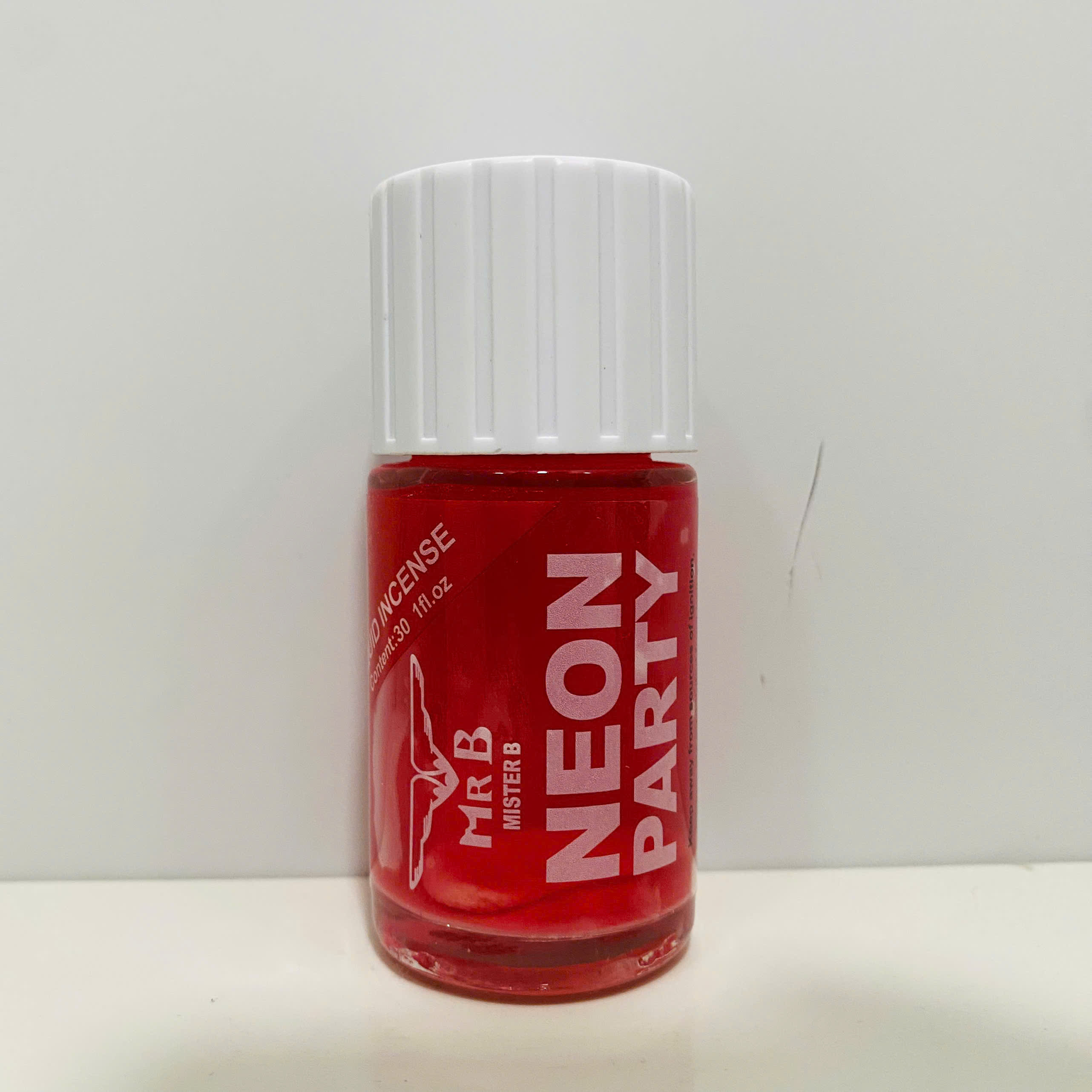 Tinh Dầu Popper PWD Neon Party Đỏ Kích Thích Mạnh 40ml