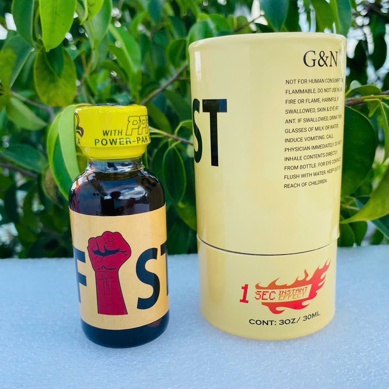 Tinh Dầu Popper Fist Vàng 30ml Mỹ Chính Hãng Kích Dục Mạnh Mẽ