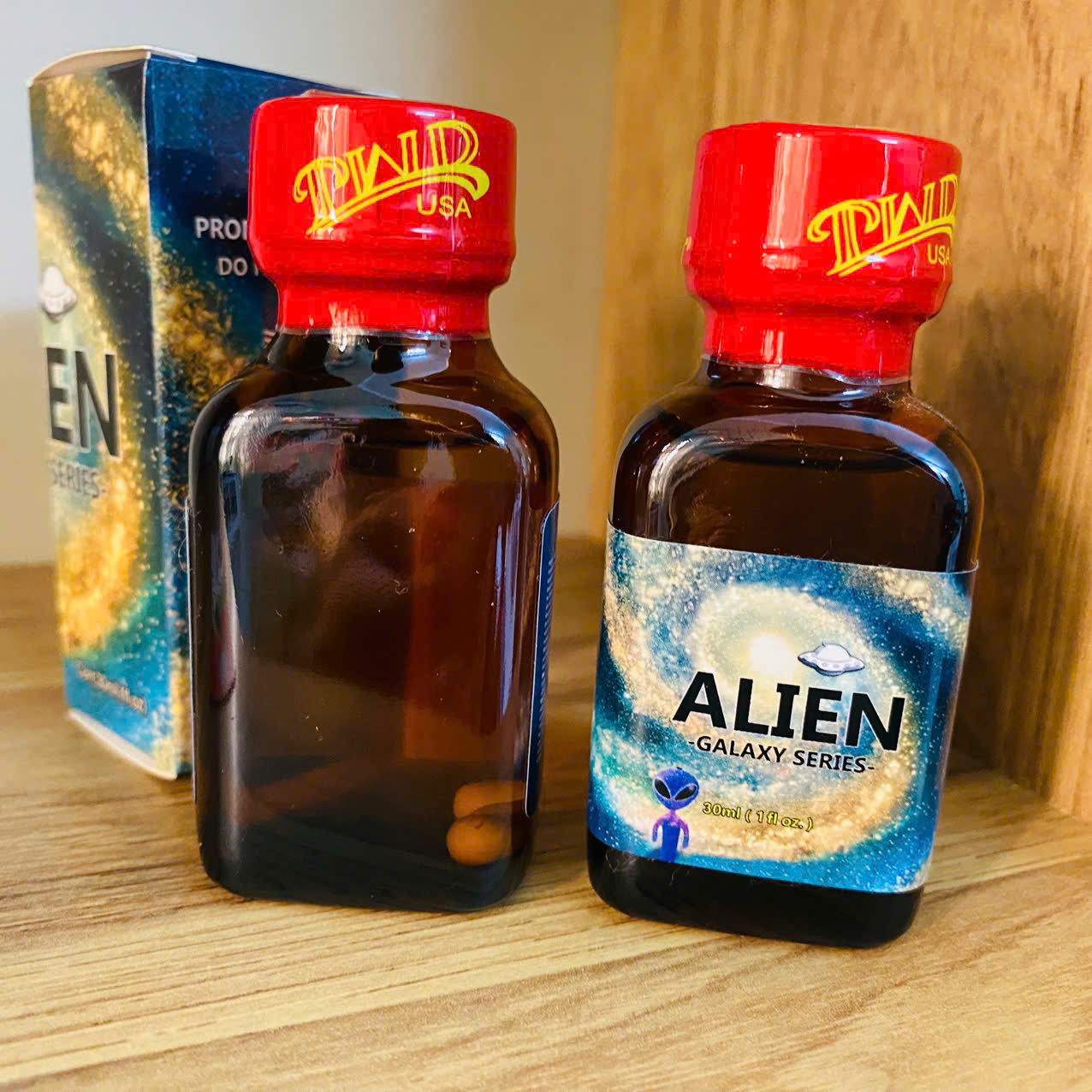 Popper Alien Galaxy 30ml Tinh Dầu Kích Thích Cực Phê Chính Hãng